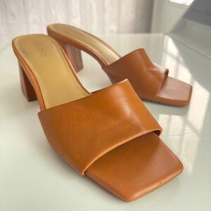 Steve Madden platform sandals square toe